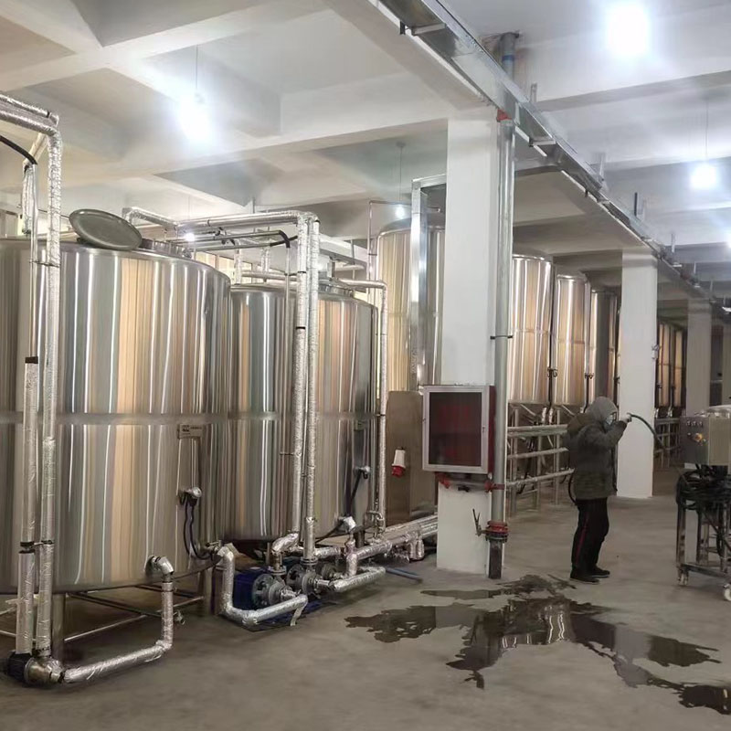 白水精酿啤酒设备